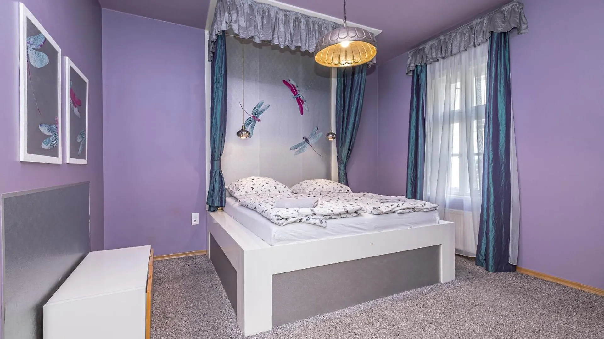 Antiveli Residence براغ