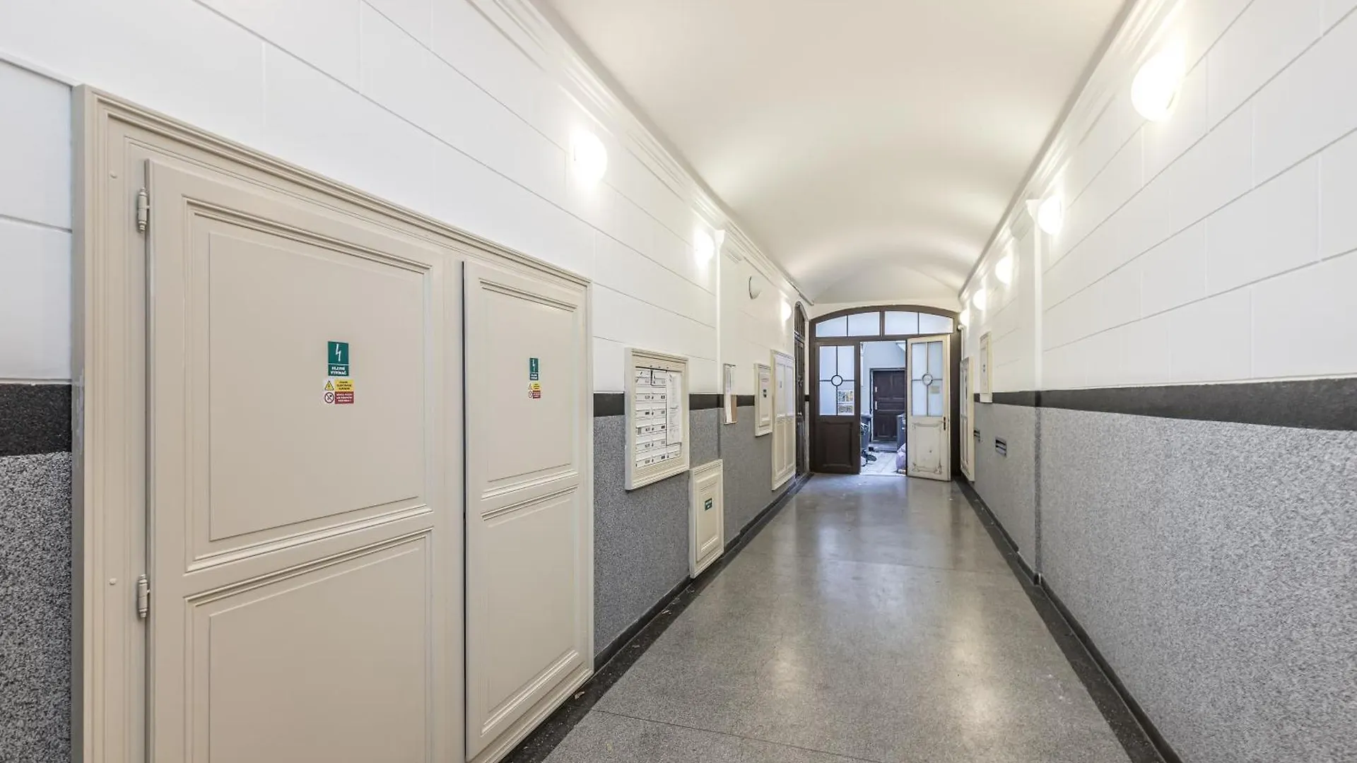 Antiveli Residence براغ شقة